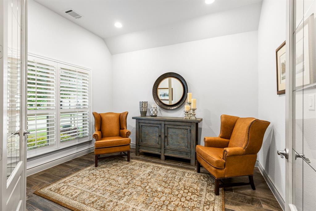 8604 Holliday Creek Way Property Photo 3