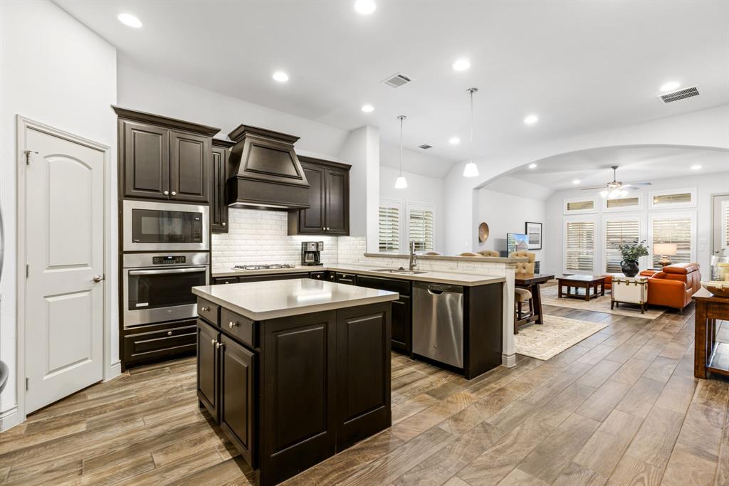 8604 Holliday Creek Way Property Photo 14