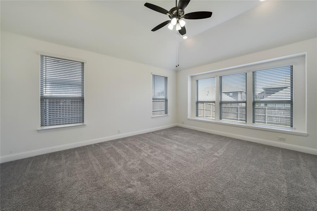2804 Creekhollow Court Property Photo 15