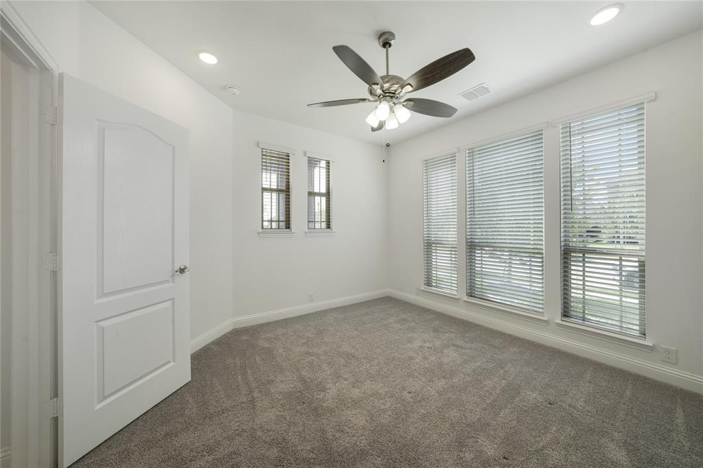 2804 Creekhollow Court Property Photo 26