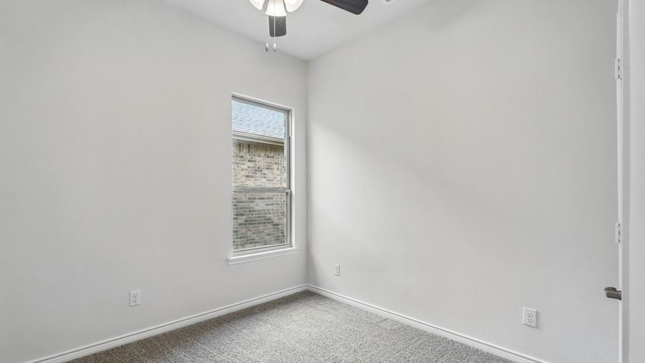 2435 Wesley Avenue Property Photo 23