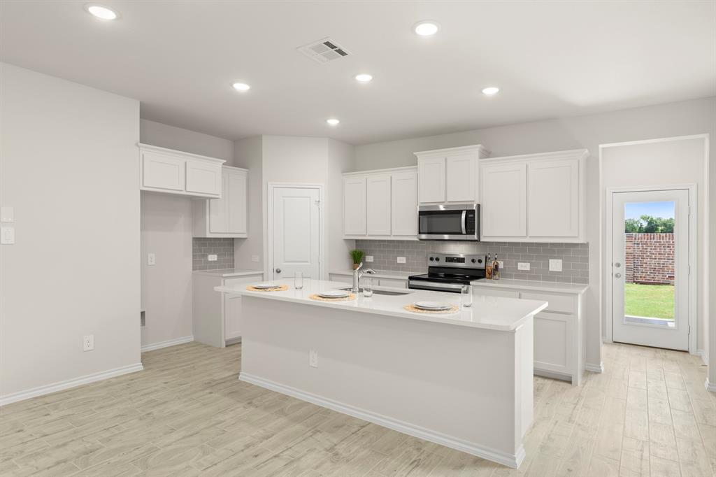 3695 Desperado Way Property Photo 4
