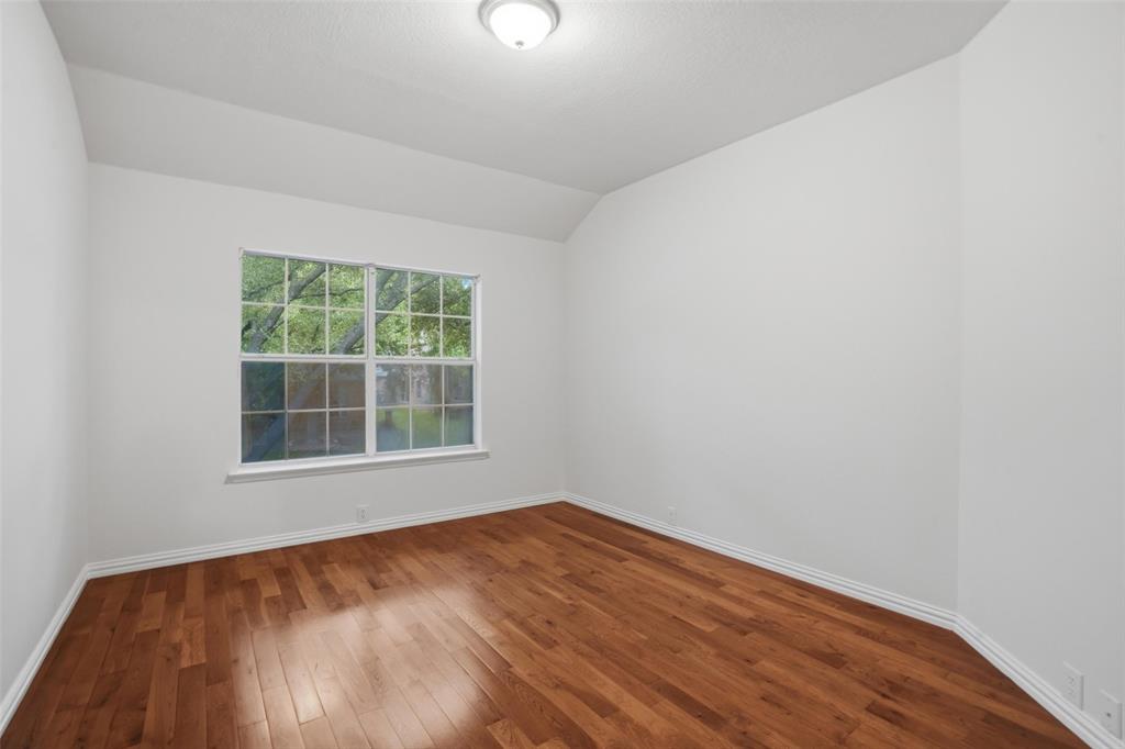 8812 Smokey Drive Property Photo 26