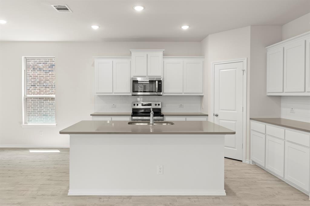 3691 Desperado Way Property Photo 3