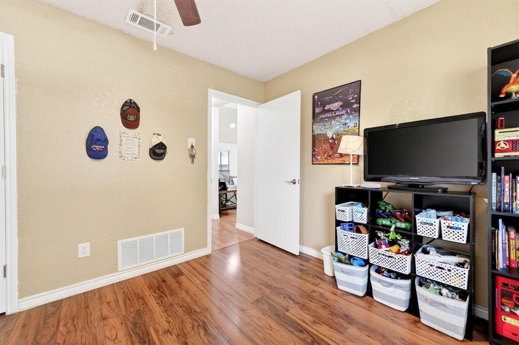 705 Whitewing Drive Property Photo 15