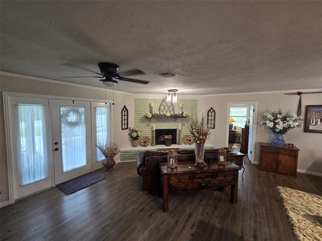 1316 E Apache Trail Property Photo 13