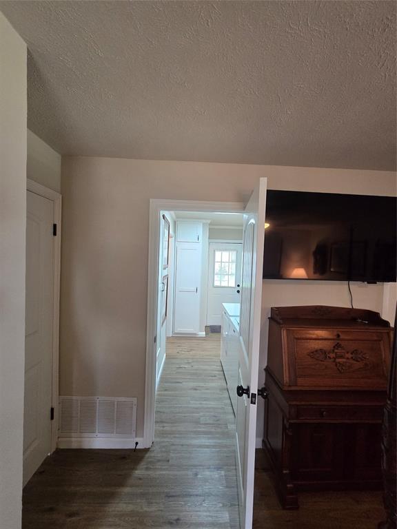 1316 E Apache Trail Property Photo 20