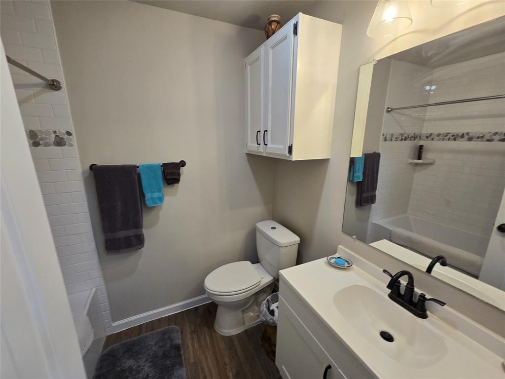 1316 E Apache Trail Property Photo 24