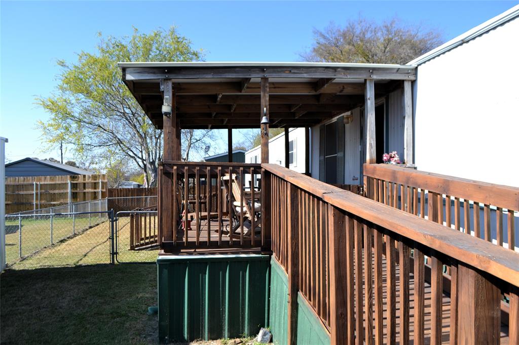 174 Kickapoo Property Photo 4