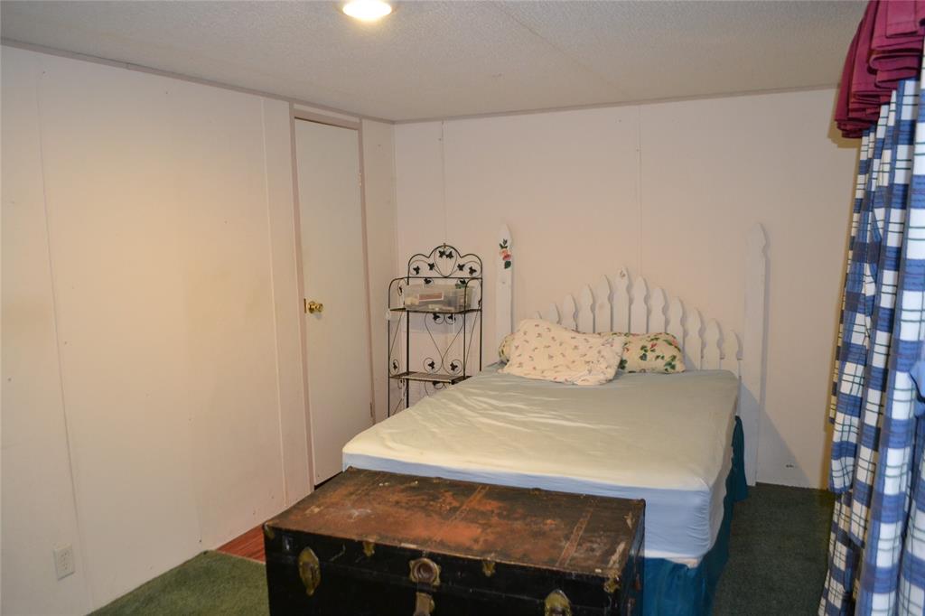 174 Kickapoo Property Photo 12