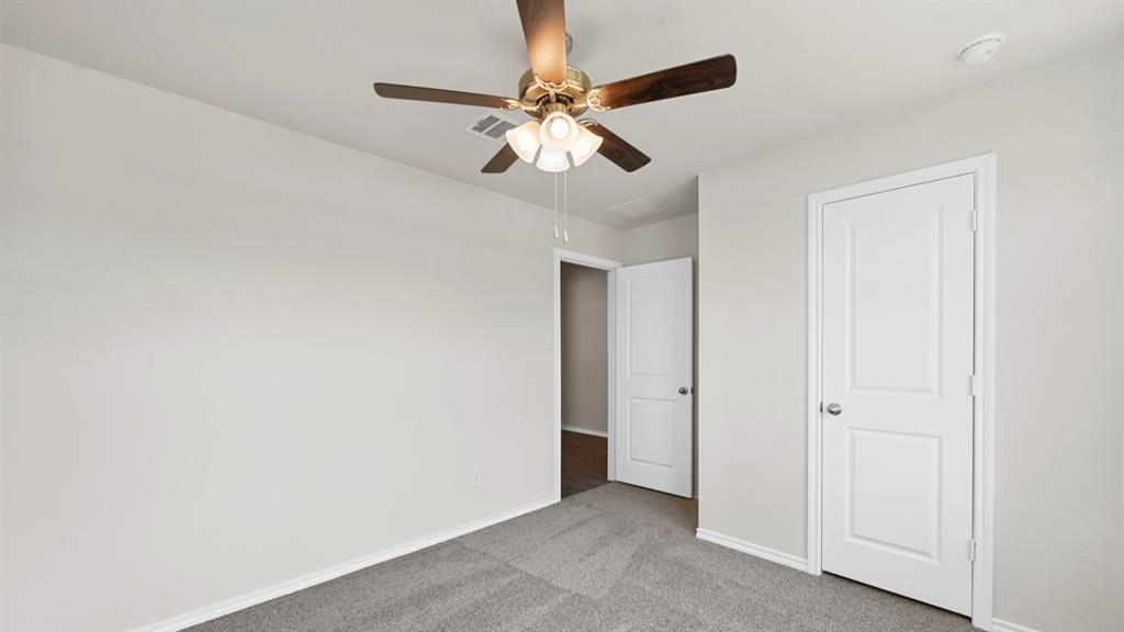 412 Saddle Blanket Drive Property Photo 4