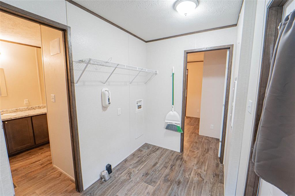 2162 County Road 208 Property Photo 11