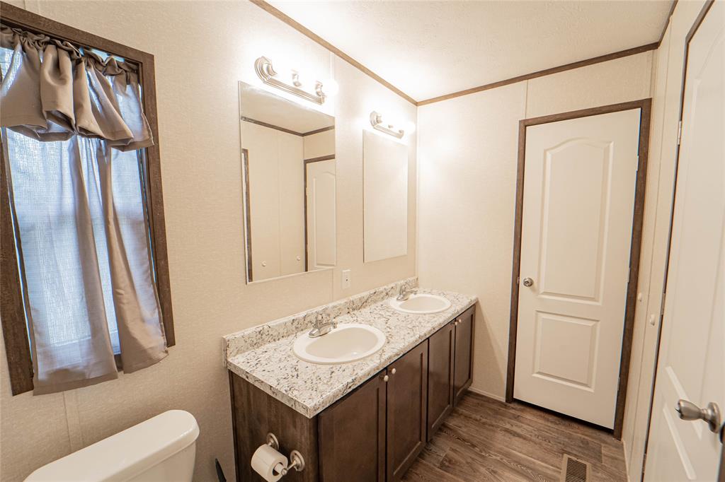 2162 County Road 208 Property Photo 16