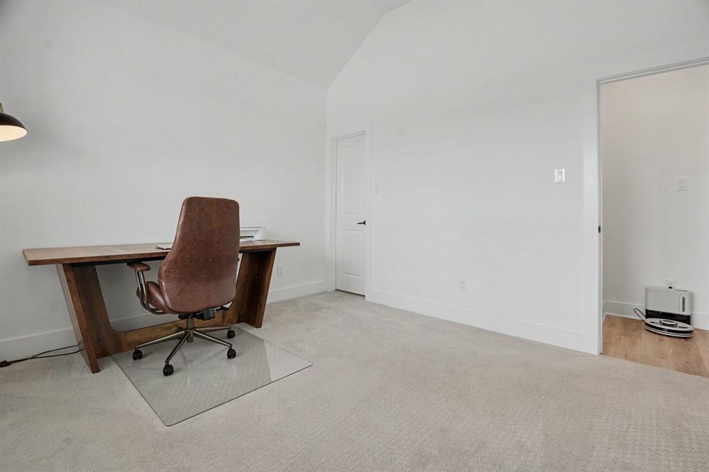 1026 Wind River Drive Property Photo 18