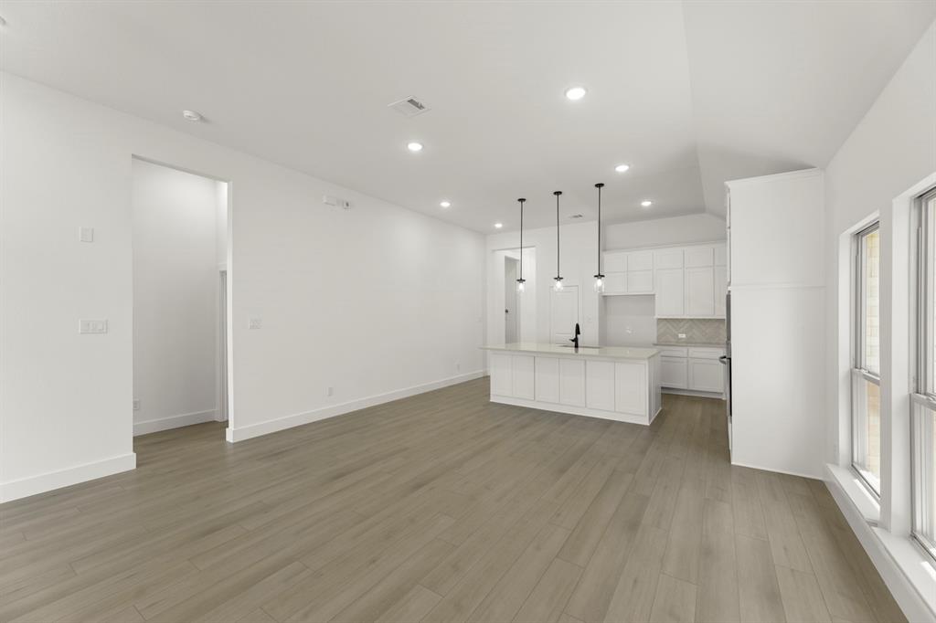 508 Loggia Way Property Photo 27