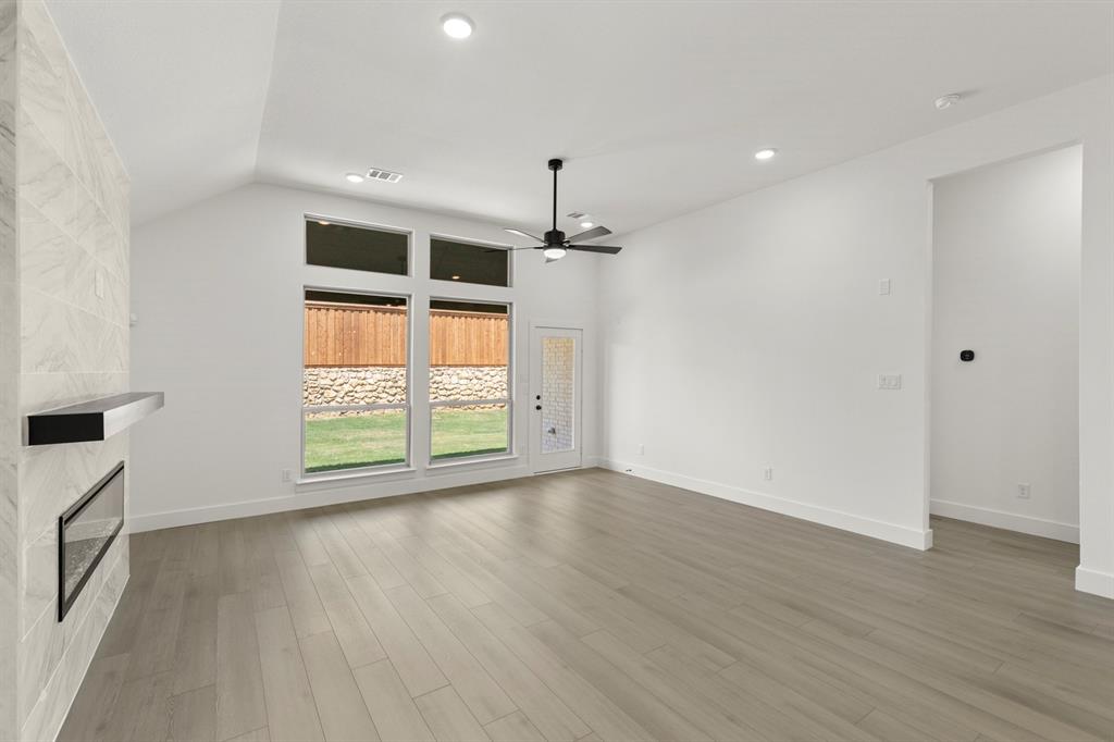 508 Loggia Way Property Photo 28