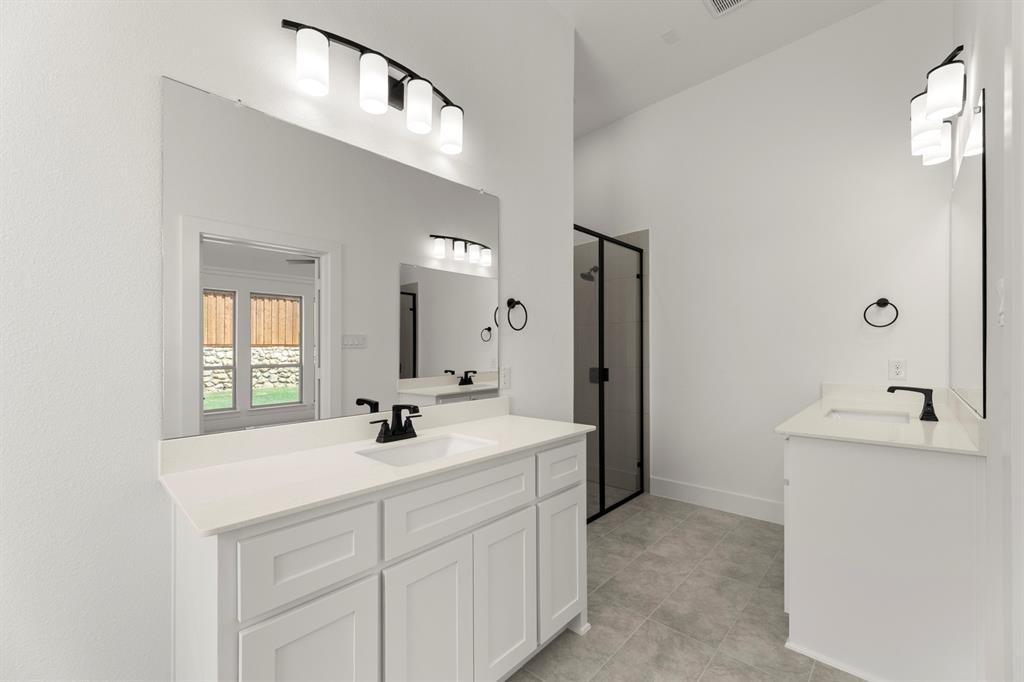 508 Loggia Way Property Photo 35