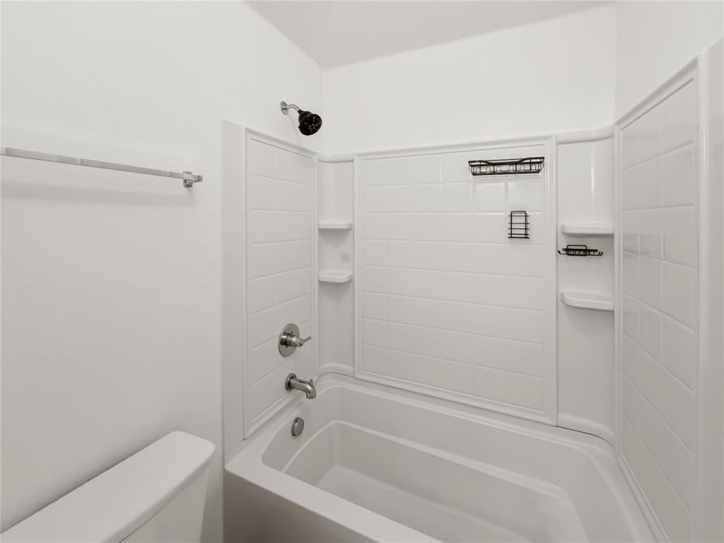 4272 Summersweet Lane Property Photo 19