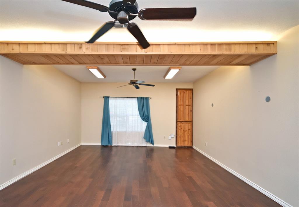 1489 County Road 1858 Property Photo 17
