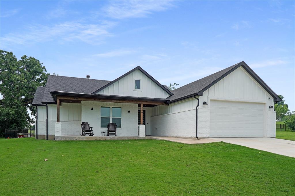 230 Driftwood Court Property Photo 1