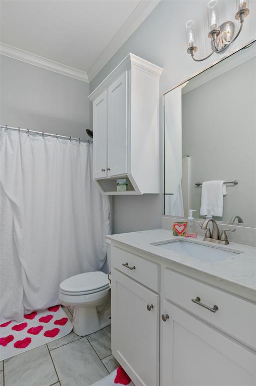 301 Easton Pvt Drive Property Photo 18