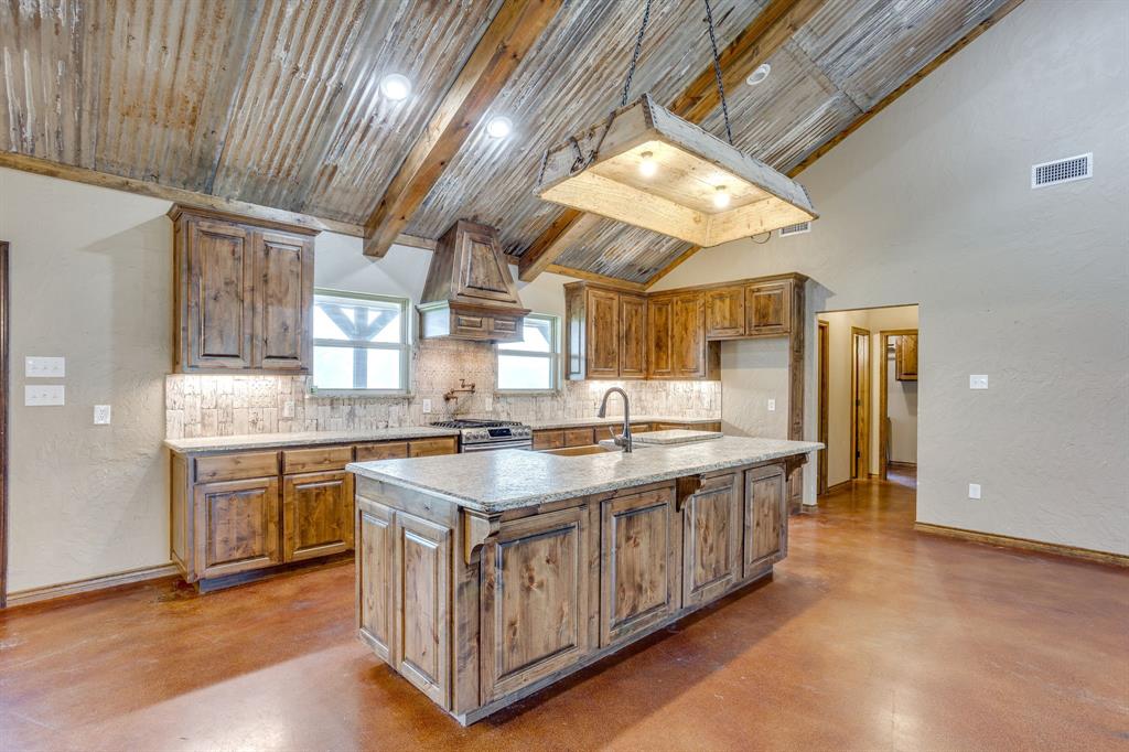 184 Hcr 1439 Property Photo 22