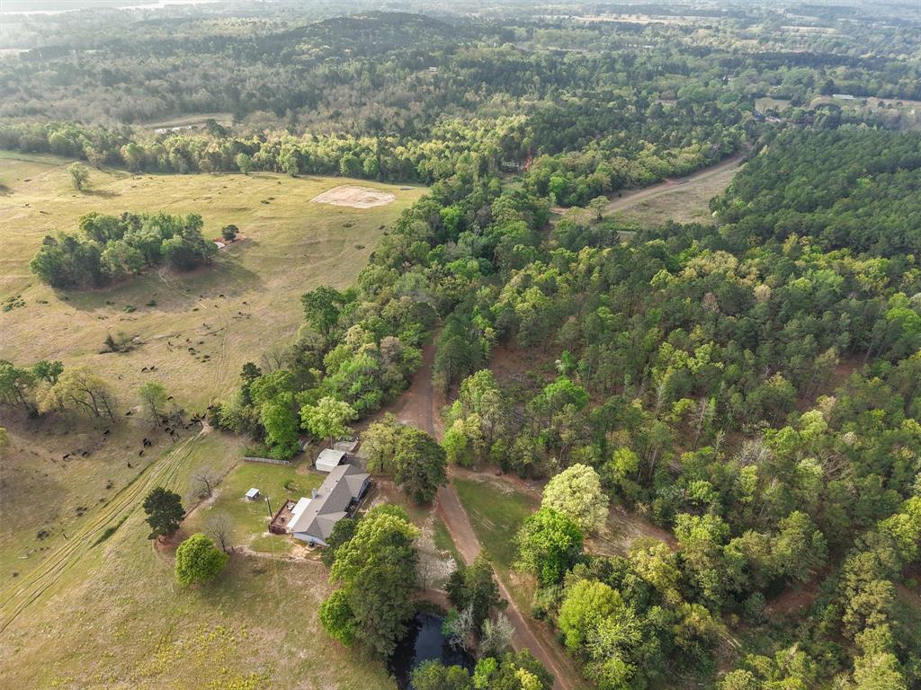 571 County Road Property Photo 4