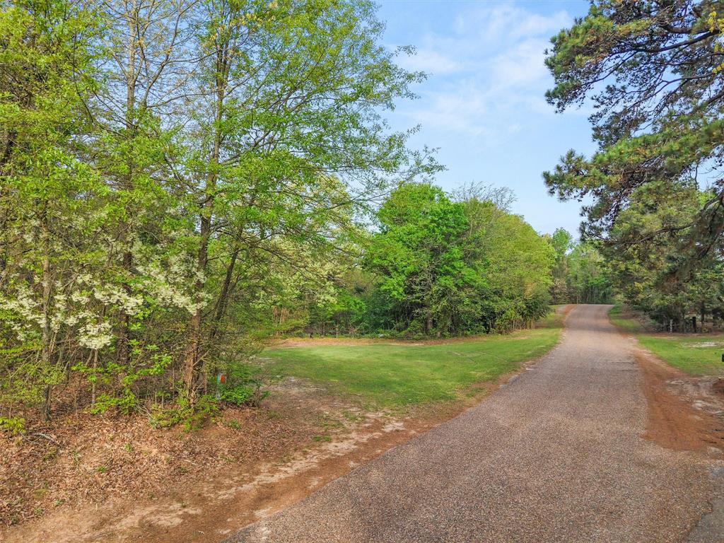 571 County Road Property Photo 8