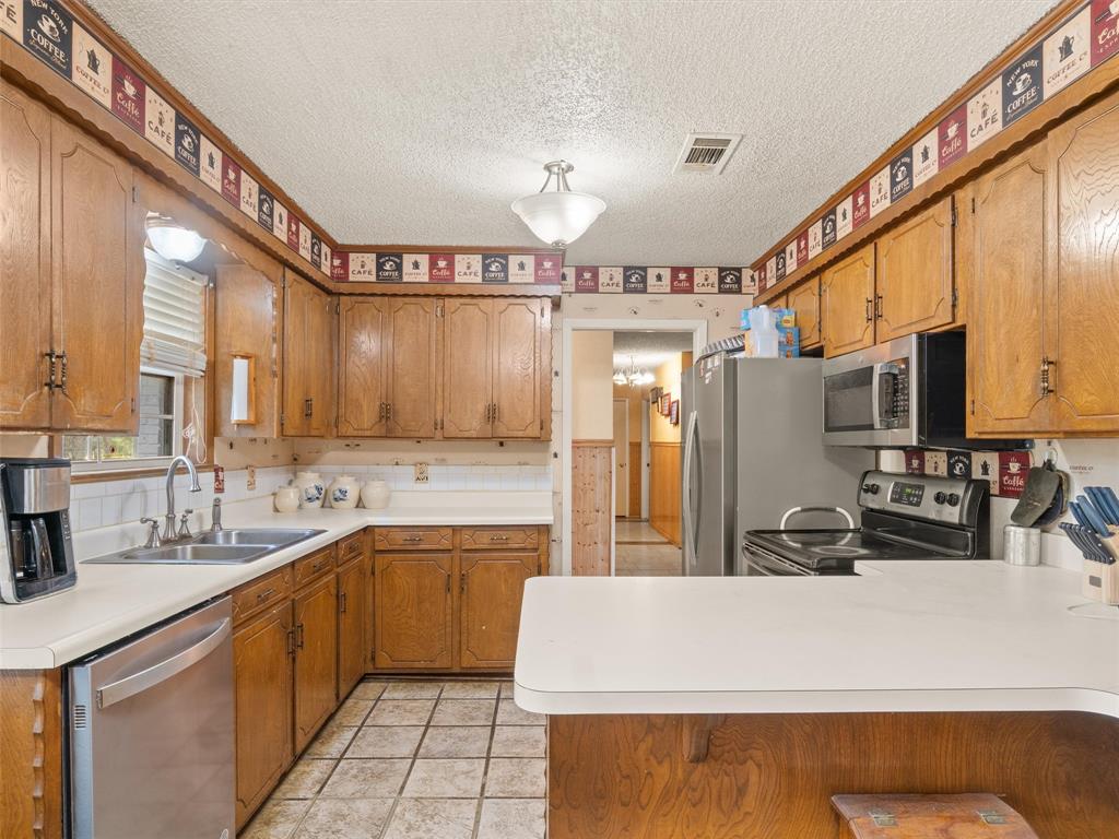 571 County Road Property Photo 21