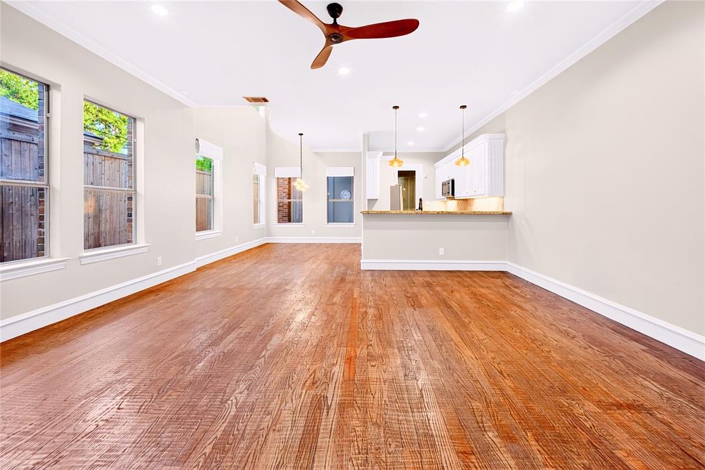 5418 Martel Avenue Property Photo 3