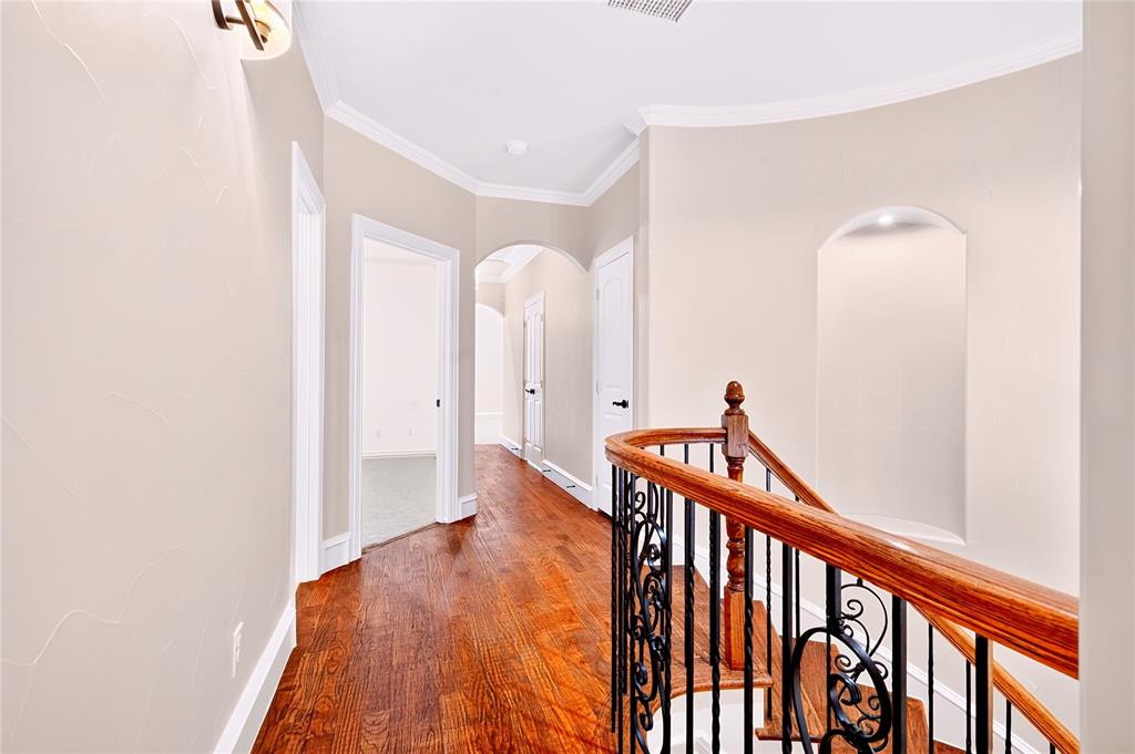 5418 Martel Avenue Property Photo 18