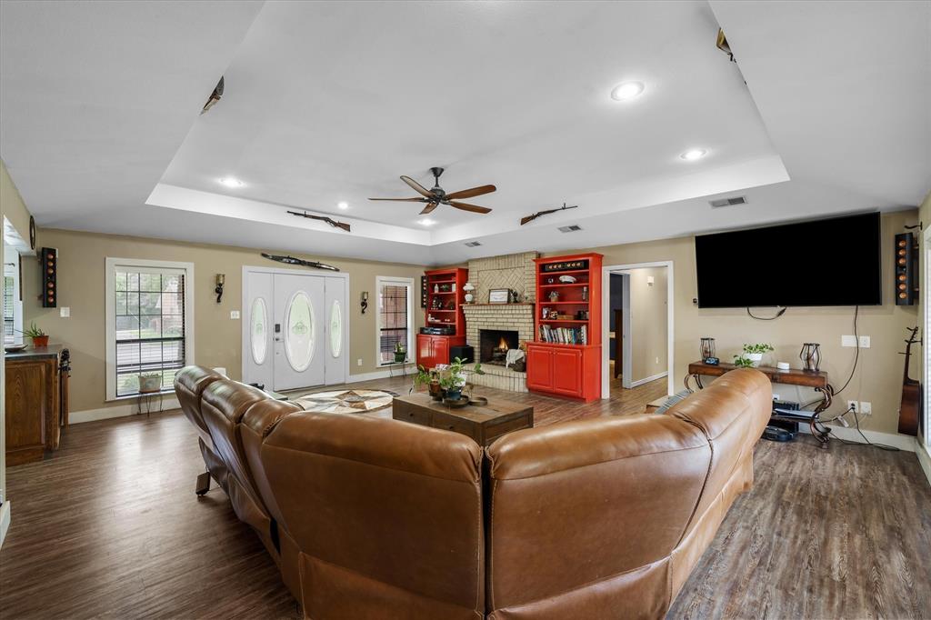 163 Granada Square Property Photo 15