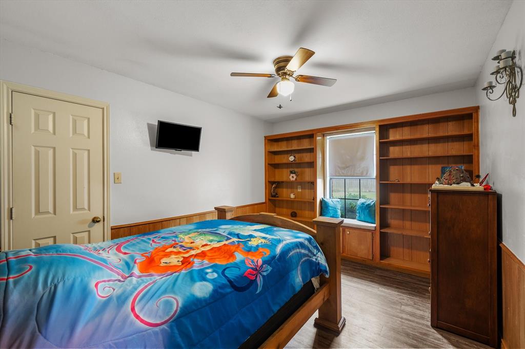 163 Granada Square Property Photo 24