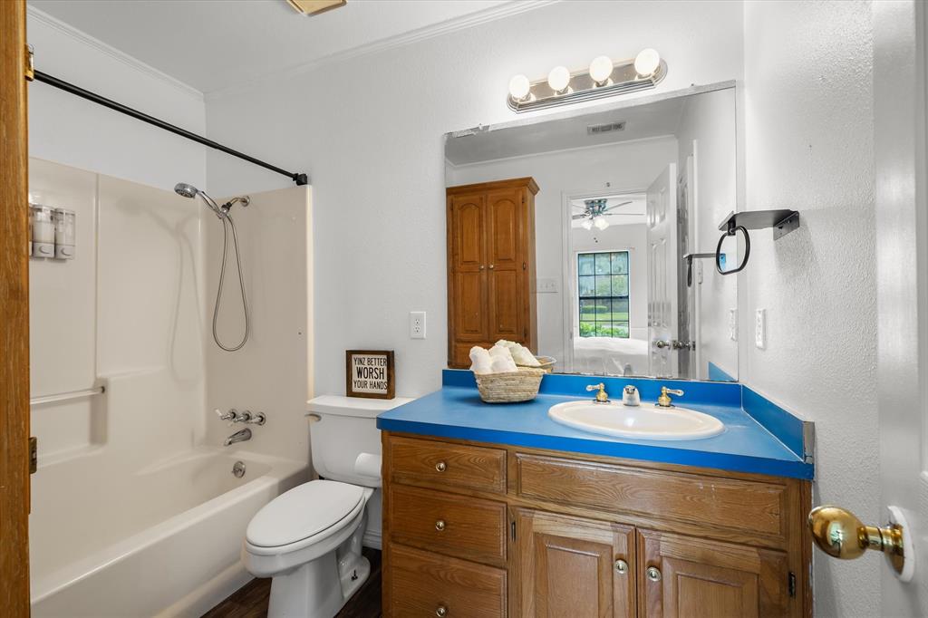 163 Granada Square Property Photo 27