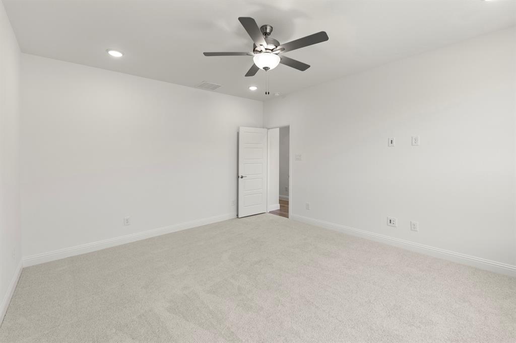1608 Meadow Crest Drive Property Photo 12