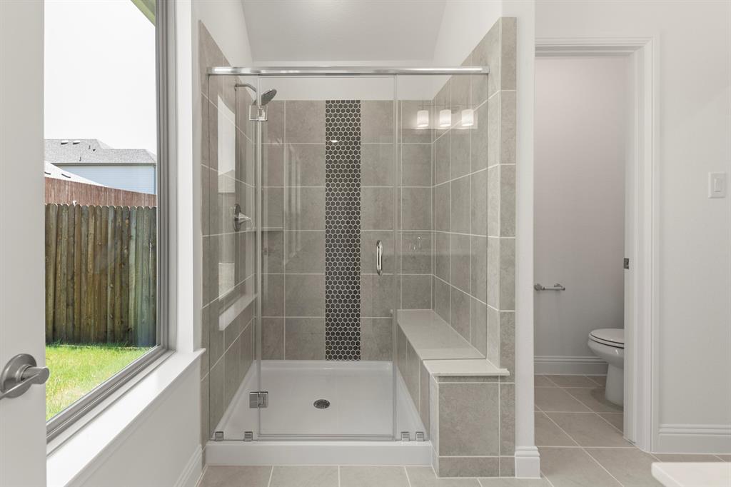 1608 Meadow Crest Drive Property Photo 15