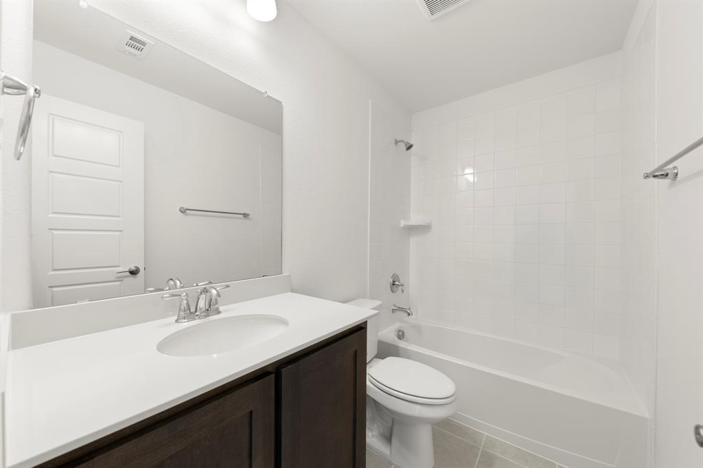 1608 Meadow Crest Drive Property Photo 17