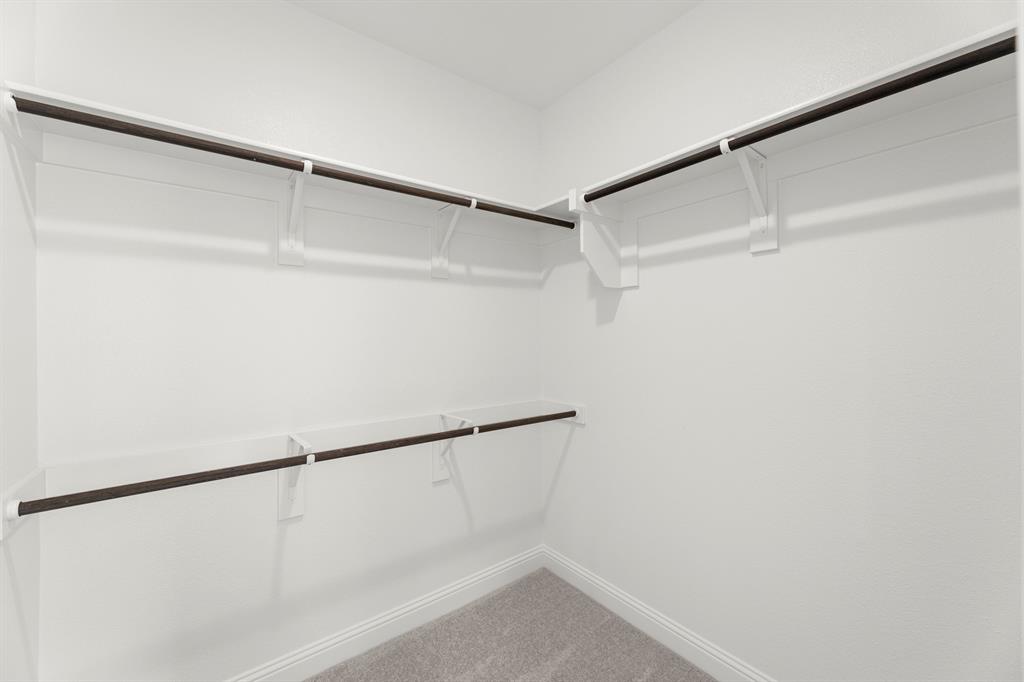 1728 Meadow Crest Drive Property Photo 16