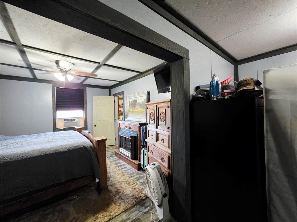 4451 Fm585 Property Photo 18