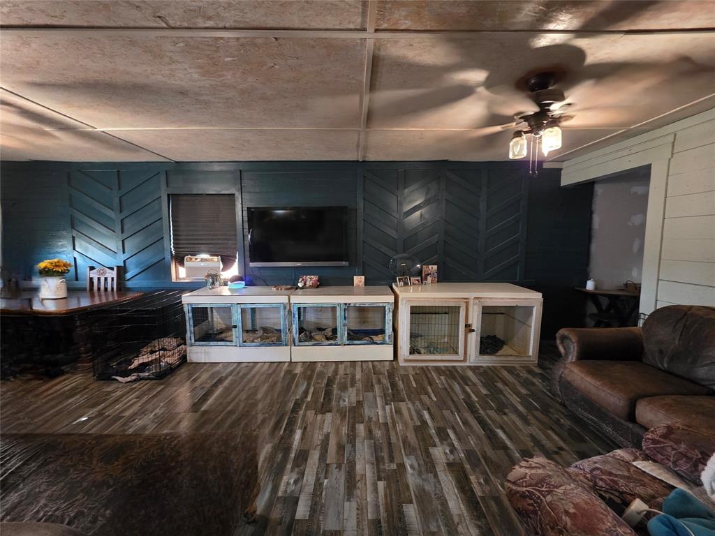 4451 Fm585 Property Photo 21
