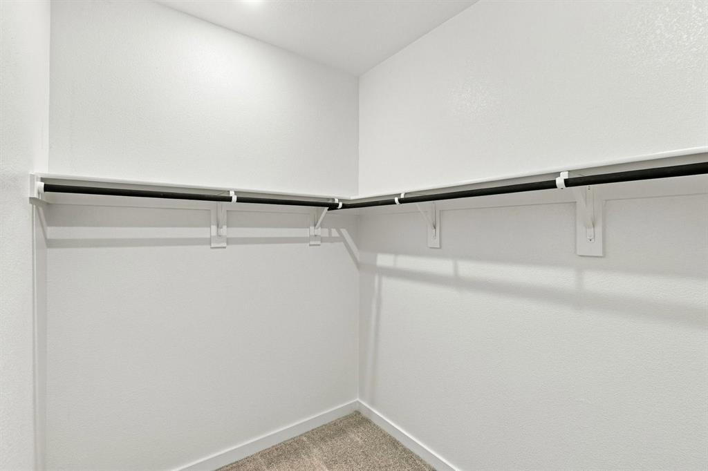 2428 Trailrunner Drive Property Photo 27