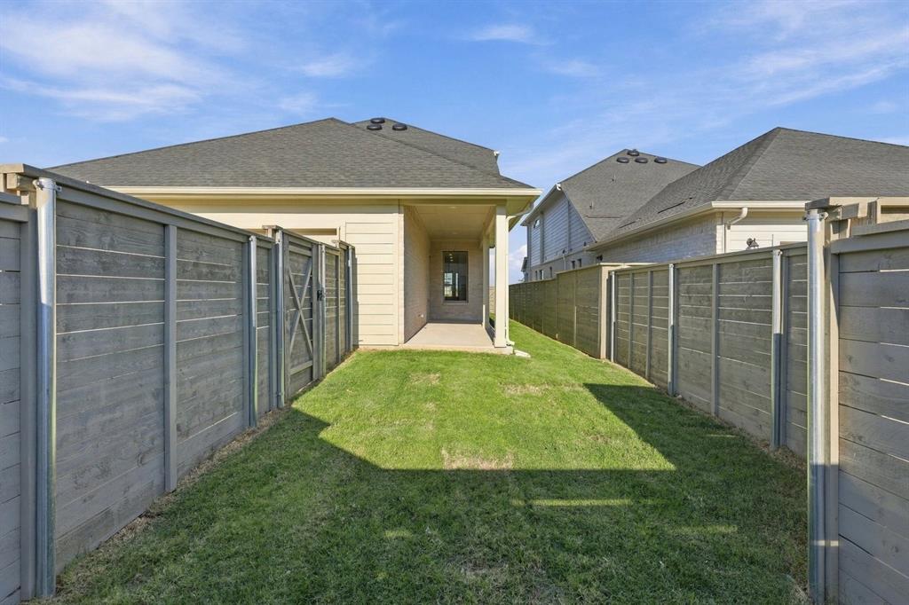 2428 Trailrunner Drive Property Photo 32