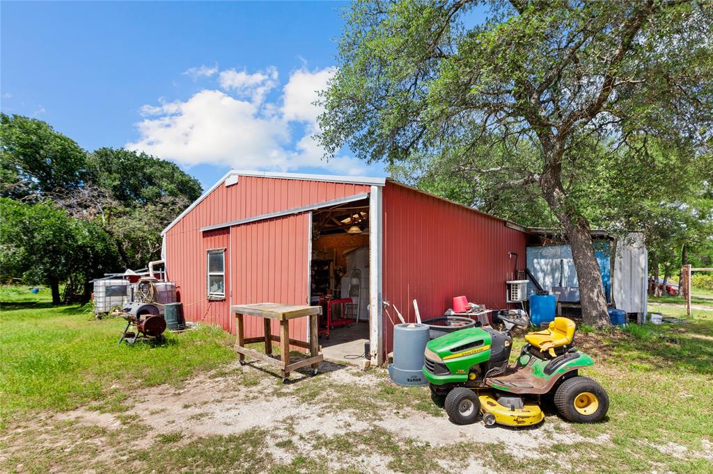 106 Private Road 1381 Property Photo 26