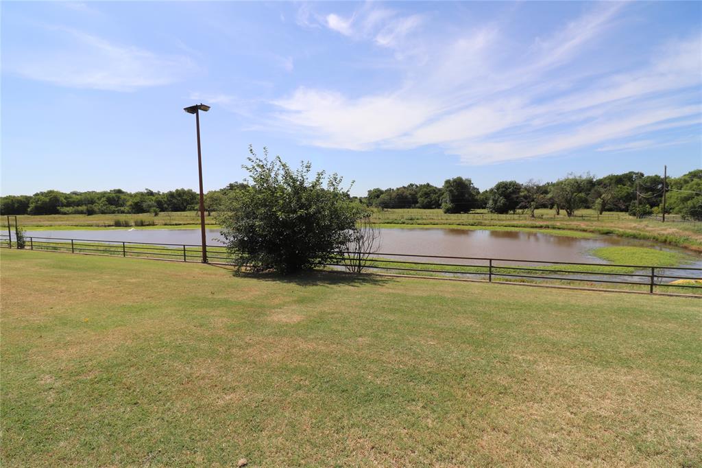 505 Country Club Drive Property Photo 5