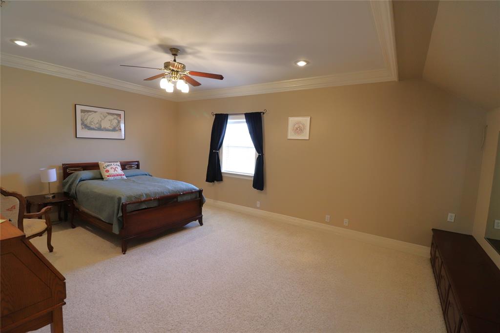 505 Country Club Drive Property Photo 24
