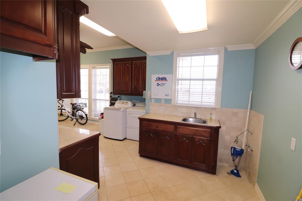 505 Country Club Drive Property Photo 29