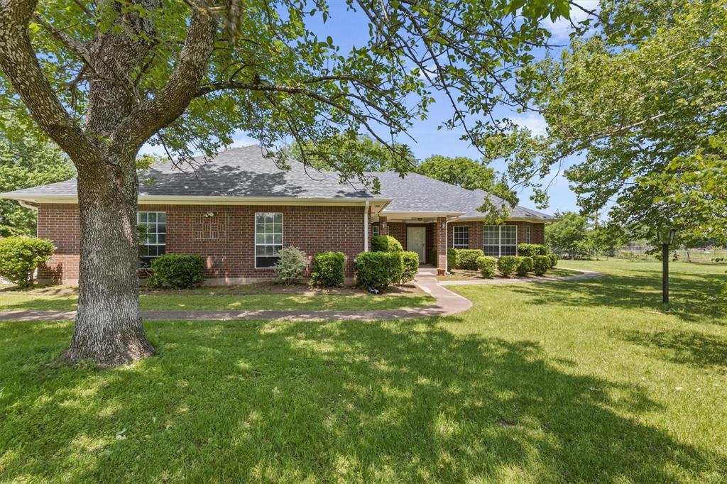 219 Friends Road Property Photo 2