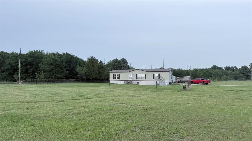 190 Railroad Drive Property Photo 4
