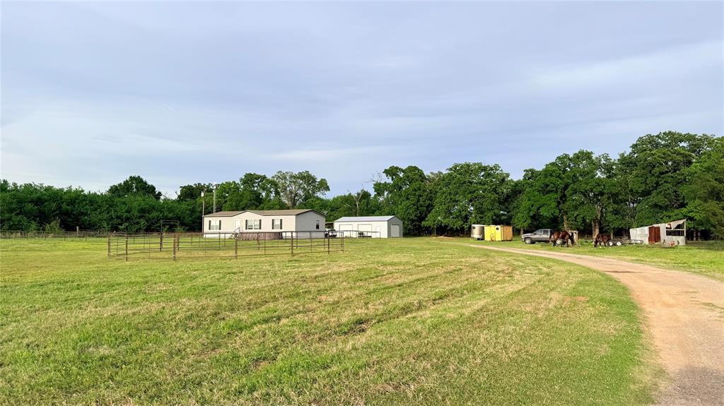 198 Railroad Drive Property Photo 5
