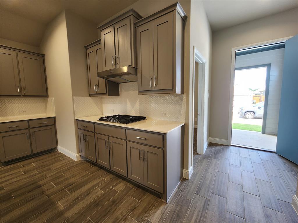 2309 Ruff Road Property Photo 6